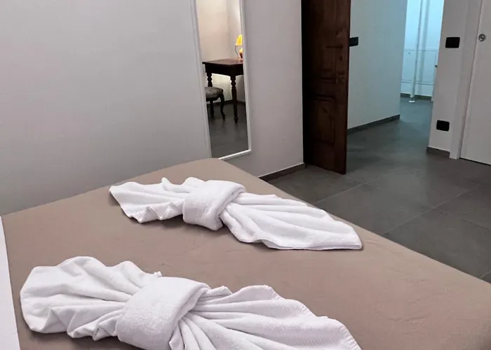 Lilli Beta Bella - Rosso Whispering Vines Apartman *